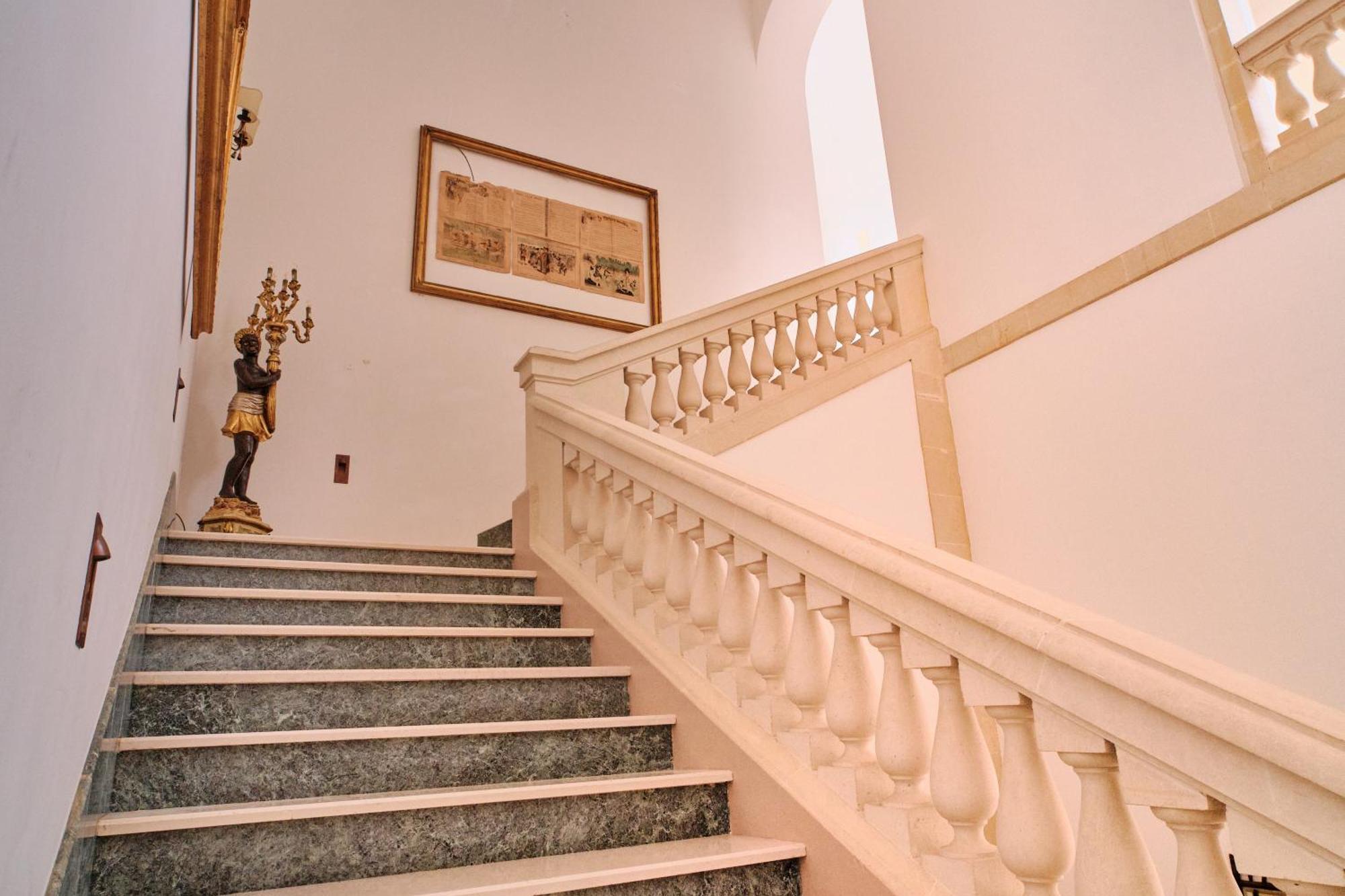 米威诺底莱切 Palazzo Scarciglia酒店 外观 照片